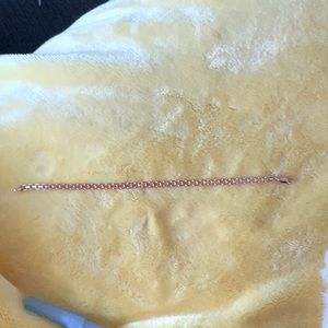 NWOT 925 sterling silver gold plated 7” anklet. $30